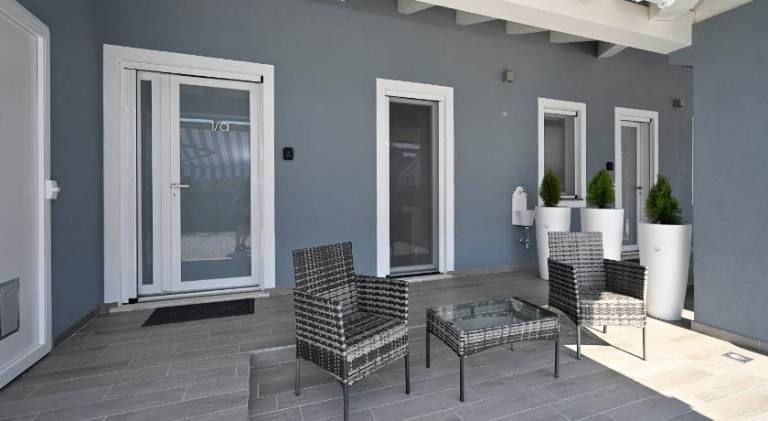 Vacation home with yard & patio — photo 3