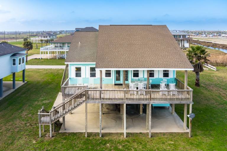Spacious vacation home with barbeque | Beach view | Pets are welcome — photo 2