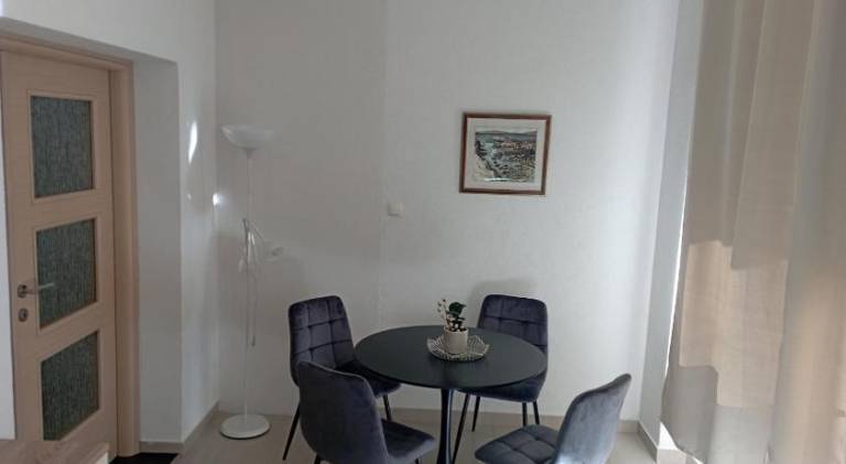 Apartment with 1 room for 4 persons — photo 3