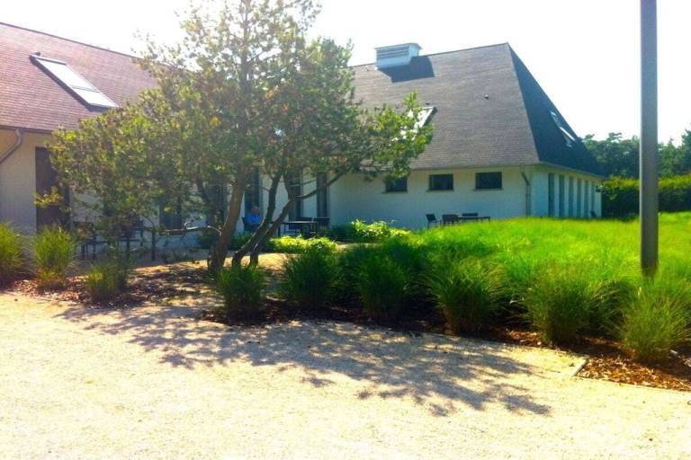 Vacation home with BBQ & terrace | Beach nearby | Dogs allowed — photo 2