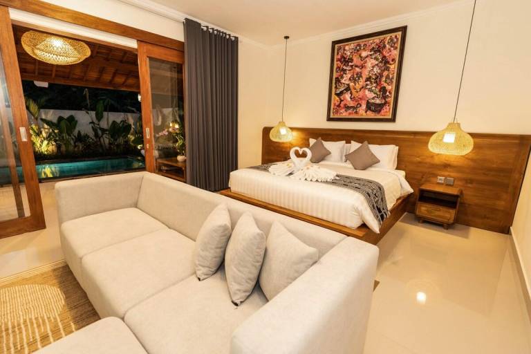 Villa with pool & yard | Suitable for remote work — photo 2