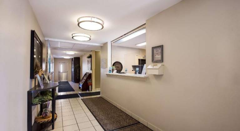 Sonesta Simply Suites St Louis Earth City — photo 5