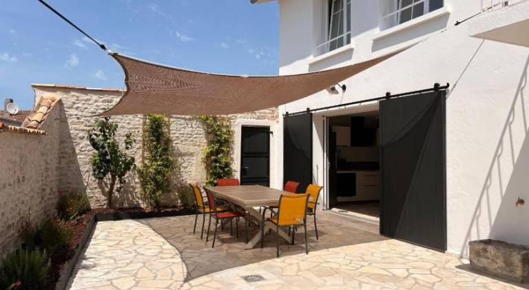 Fully equipped vacation home with terrace & barbeque | Next to the beach | Good for workation | Pet-friendly — photo 3