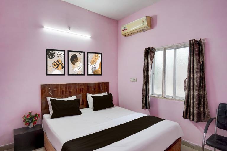 Hotel O PV Palace
