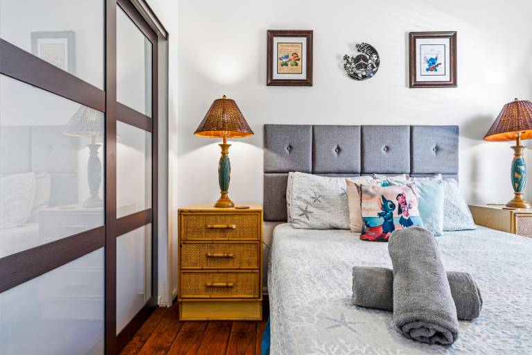 Family-friendly vacation home with private pool & jacuzzi | Lake view | Pet-friendly — photo 2