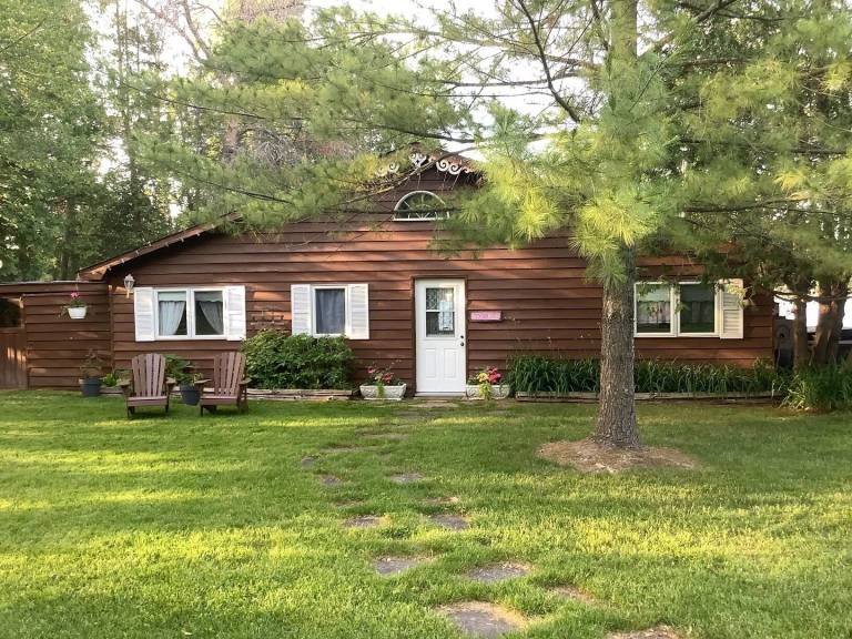 Cottage  Balsam Lake