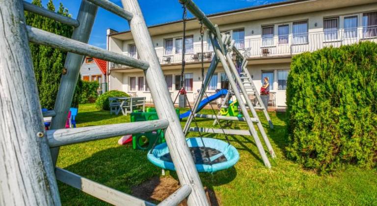 Nice rental apartment with barbeque, private pool & yard | Next to the beach | Pets allowed — photo 5