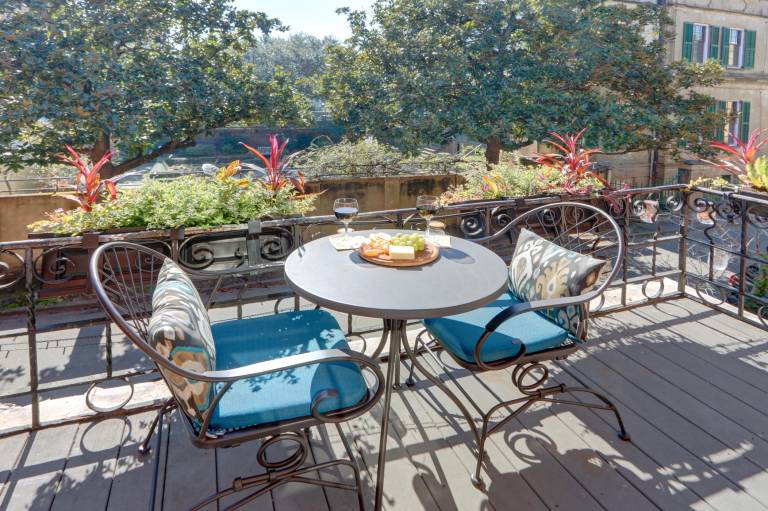 Vacation home with patio & garden | City view | Good for workation — photo 4
