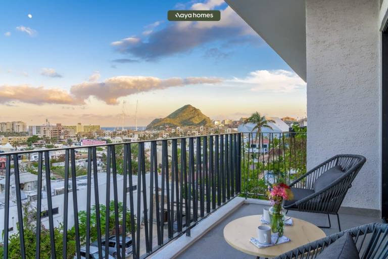 Amazing Studio Terrace Overlooking the Marina