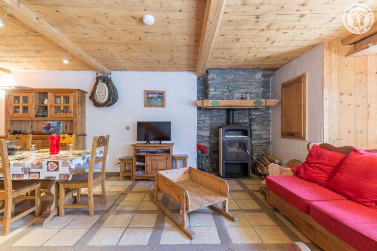 Gite with sauna & patio — photo 4