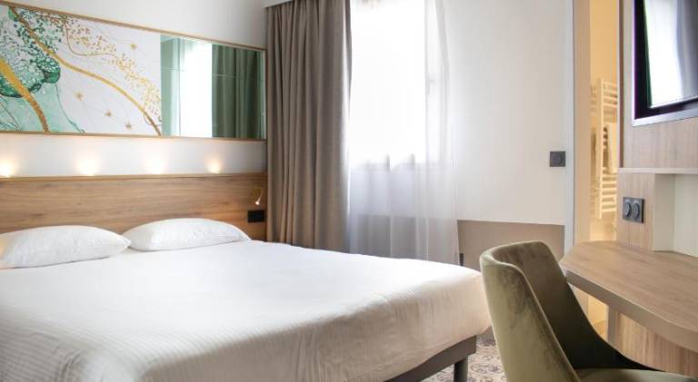 Brit Hotel Angers Parc Expo - L'Acropole — photo 2
