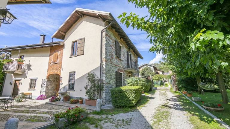 Ferienwohnung  Monvalle