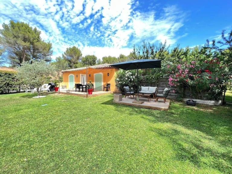Maison de vacances Rognac