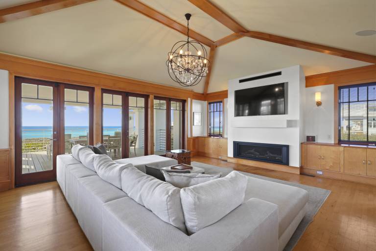 Vacation home with barbecue & pool | Sea view — photo 4