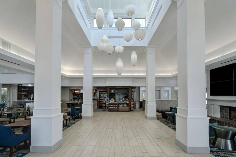 Hilton Garden Inn Detroit Metro Airport — photo 2
