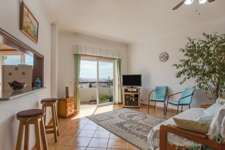 Apartment with fast internet & terrace | Sea view — photo 5