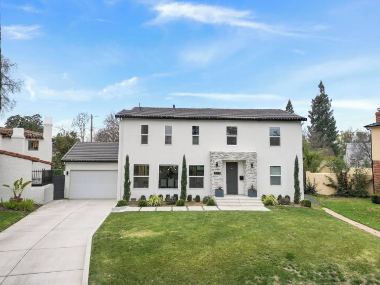 House  Land Park