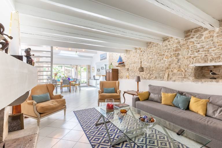 Vacation home with private pool, yard & patio | Suitable for remote work — photo 2