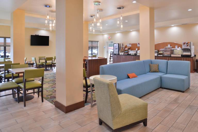 Holiday Inn Express & Suites Dearborn SW - Detroit Area By IHG — photo 4