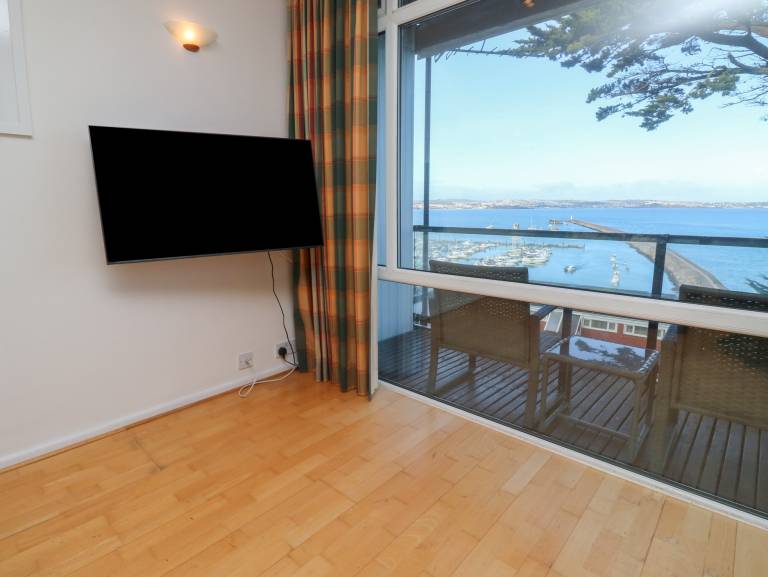 Family-oriented cottage | Beach view | Pet-friendly — photo 3