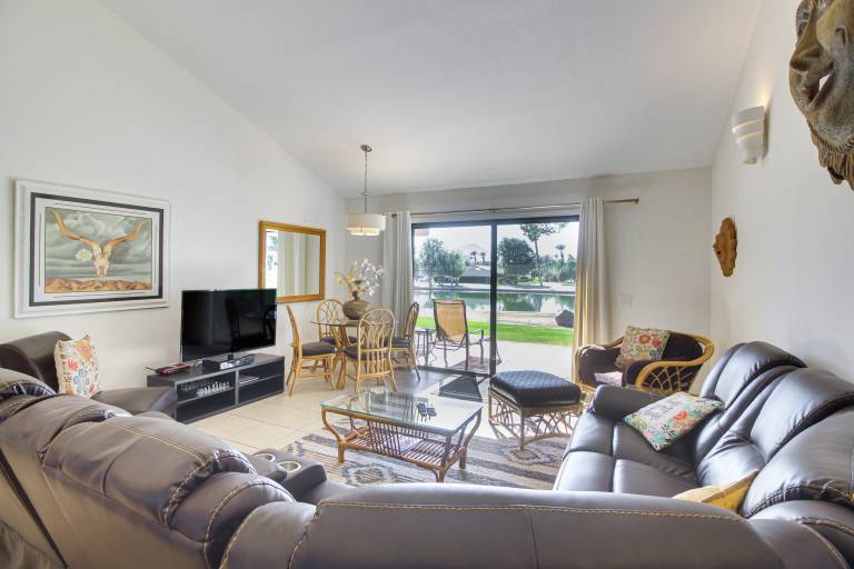 Pet-Friendly Palm Desert Gem on Golf Course! — photo 4