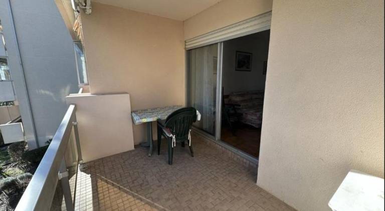 Beautiful rental apartment with garden & patio | Pet-friendly — photo 4
