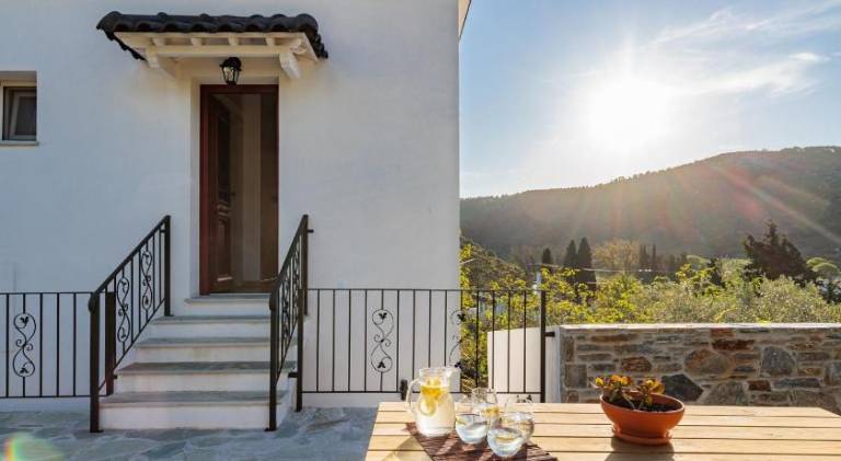 House with 4 rooms for 8 persons — photo 3