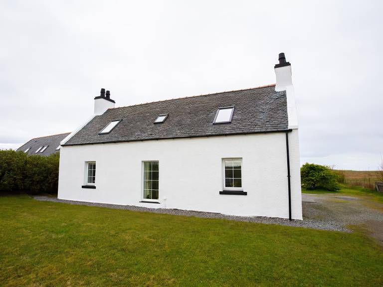 Cottage  Lochboisdale