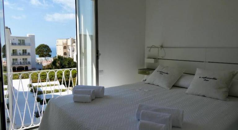 Holiday apartment with 2 rooms for 4 persons in Anacapri