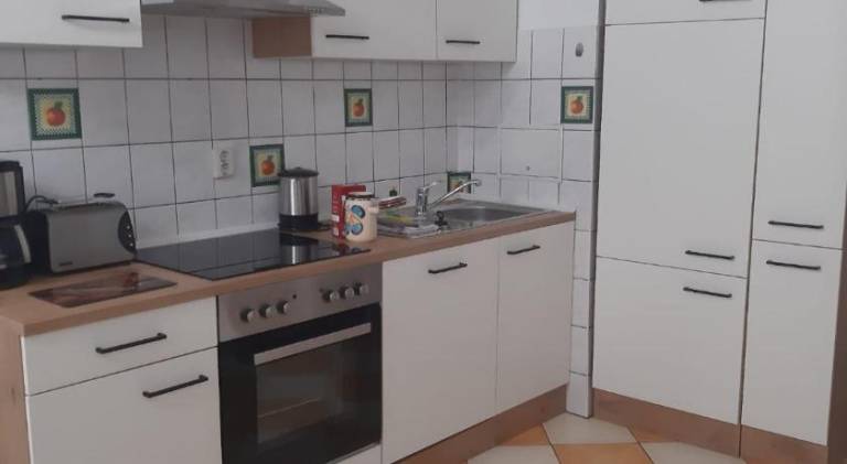 Rental apartment with 3 rooms for 6 persons — photo 3