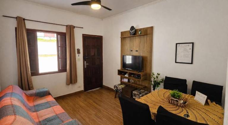 Rental apartment with 2 rooms for 4 persons in Guarujá