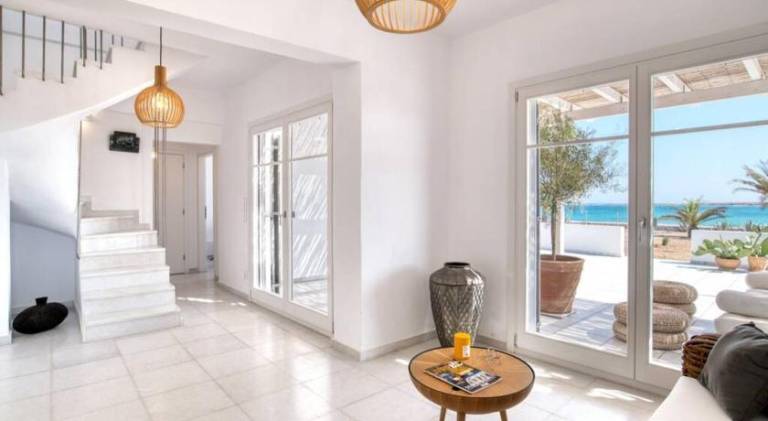 Beautiful villa | Beach nearby | Pets allowed in Paros