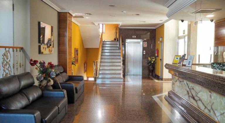 Hotel Humanes — photo 5