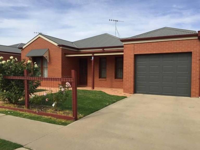 House Swan Hill