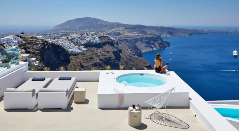 Apartment with terrace & jacuzzi — photo 3