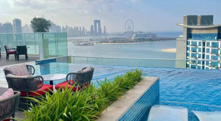Holiday apartment with pool & patio | Near Palm Jumeirah in Abu Dhabi