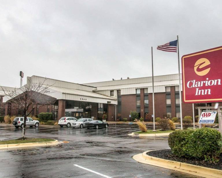 Clarion Inn I-94 near Expo Center — photo 4