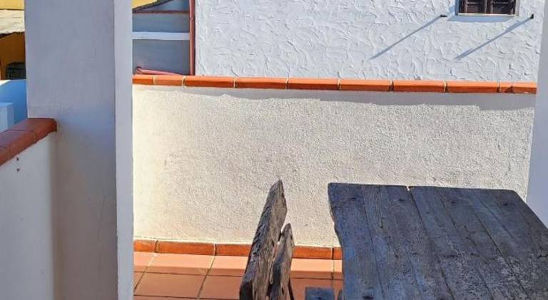 Rental apartment with terrace, barbeque & garden — photo 5