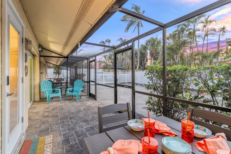 Children-friendly vacation home with private pool, patio & barbeque | Close to the beach | Dogs allowed — photo 5