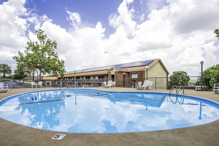 Motel Hollister