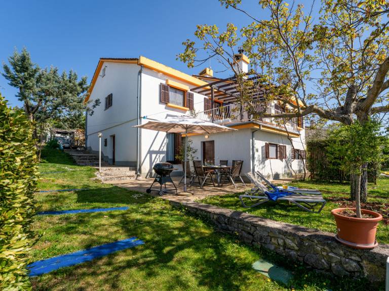 Ferienwohnung Njivice