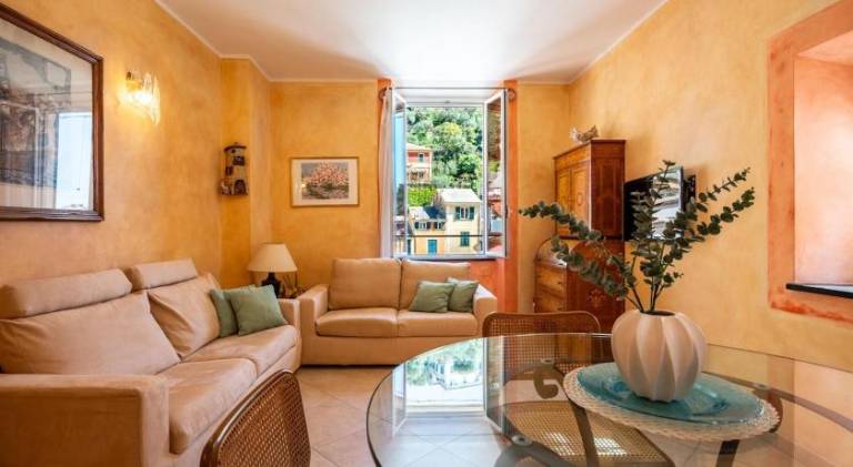Nice apartment with terrace | Pets are welcome in Camogli