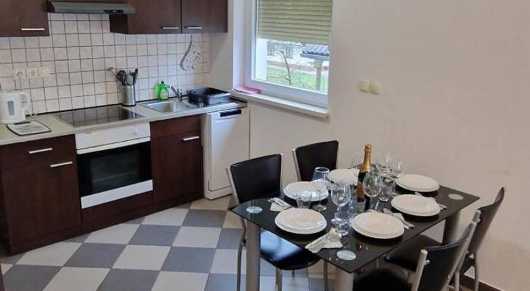 Pleasant holiday apartment with pool | Pets are welcome — photo 3