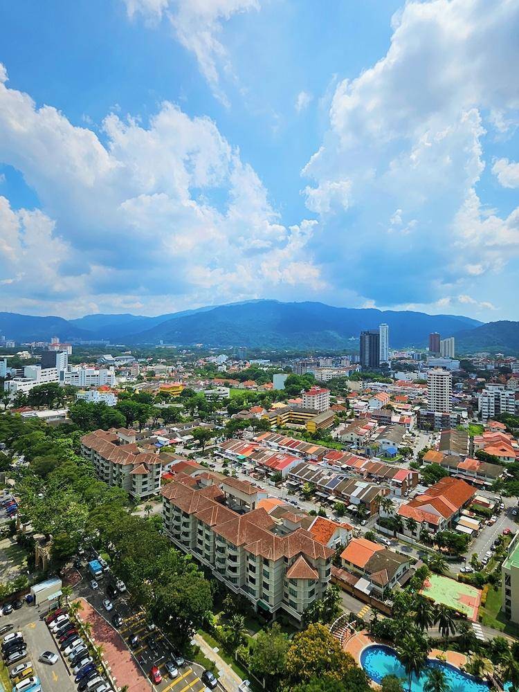 Sky Hive Cozy Apartment Suite, Georgetown in George Town