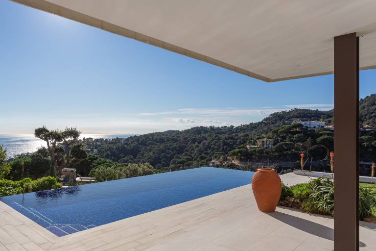 Villa 'Lucía' with Sea View, Pool, Wi-Fi and Air Conditioning — photo 2
