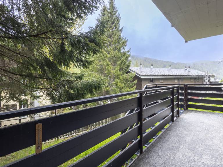 Beautiful rental apartment with yard & terrace | Mountain view | Close to the ski | Dogs allowed — photo 5