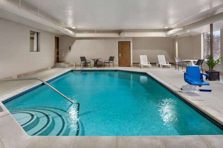Baymont by Wyndham Belleville Airport Area