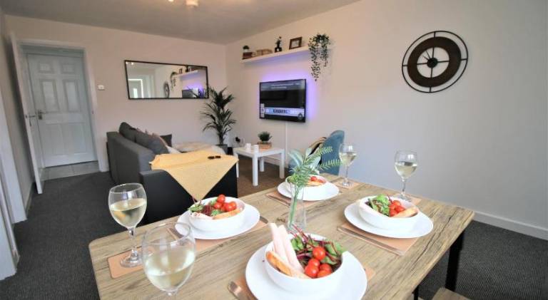 Thesiger Court Apartments - Free Private Parking - by Property Promise — photo 3
