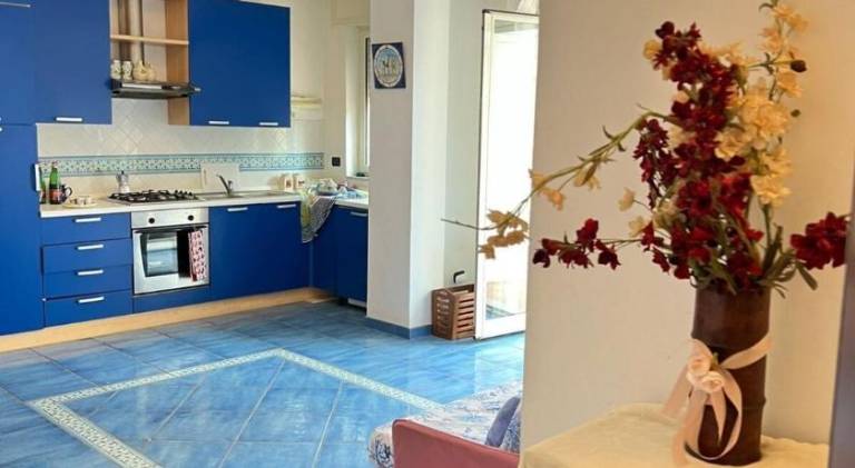 Apartment with 1 room for 4 persons — photo 3