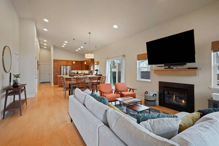 House with patio & barbeque — photo 3